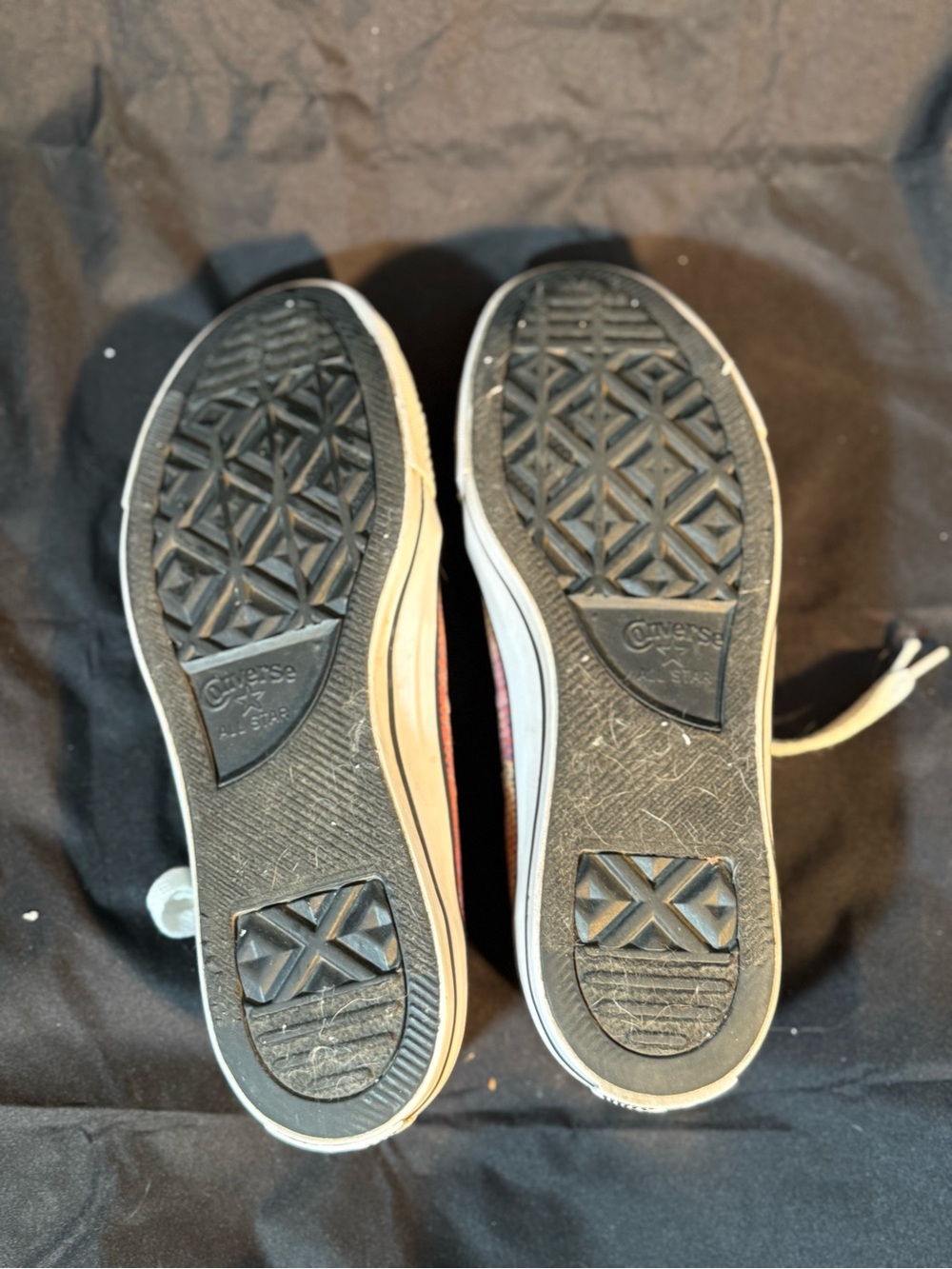 Converse Low-Top Canvas Sneakers in Pink and Multicolor Size W9M7 - Picture 7 of 7
